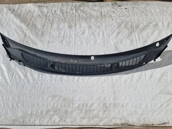 Grila stergator parbriz 5J1819415D Skoda Fabia 2 (2006-2010)