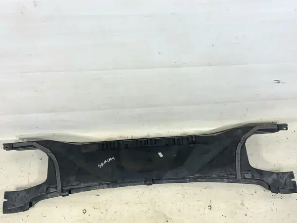 Grila stergator parbriz 6989788 BMW Seria 1 LCI (2008-2011) (E81,E87)