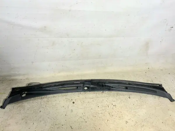 Grila stergator parbriz Suzuki Grand Vitara 2 (2005->)
