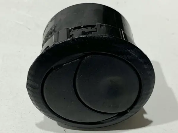 Grila ventilatie bord 687601987R Dacia Lodgy (2012-2017)