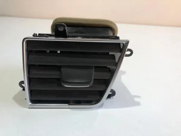 Grila ventilatie bord centrala 4h2820952 Audi A8 (2009-2017) [4H] D4