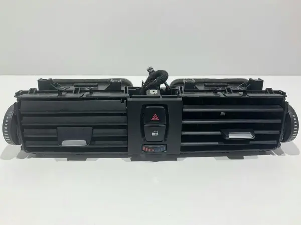 Grila ventilatie bord centrala 9218552 BMW Seria 3 (2012-2019) [F31]