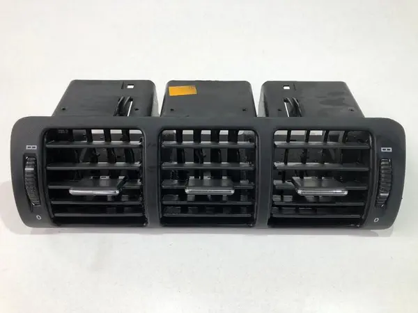 Grila ventilatie bord centrala a1638300054 Mercedes M-Class (1998-2005) [W163]
