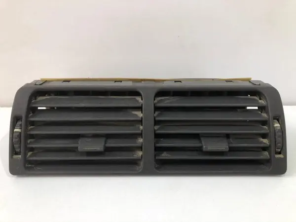 Grila ventilatie bord centrala Land Rover P38