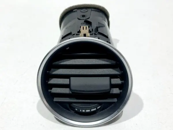 Grila ventilatie bord dreapta A2048306254 Mercedes C-Class (2007-2010) [W204]