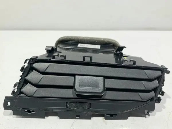 Grila ventilatie dreapta fata 2G1819704 Volkswagen Polo VI facelift (2021->) AW