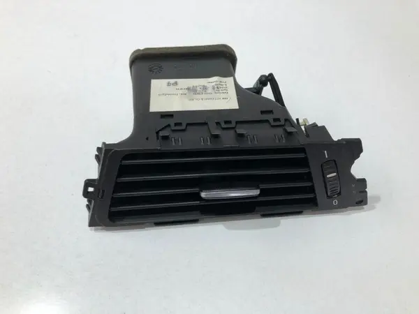 Grila ventilatie dreapta fata 9130466 BMW Seria 3 (2005-2012) [E90]