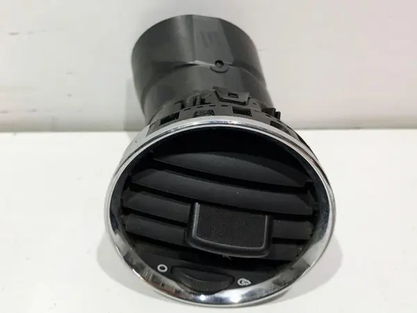 Grila ventilatie dreapta fata 9655994177 Peugeot 308 (2007-2011)