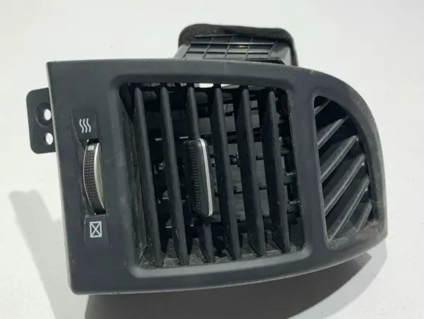 Grila ventilatie dreapta fata 97480-2B900 Hyundai Santa Fe 2 (2006-2012)
