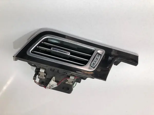 Grila ventilatie dreapta fata a2128303454 Mercedes E-Class (2009->) [W212]