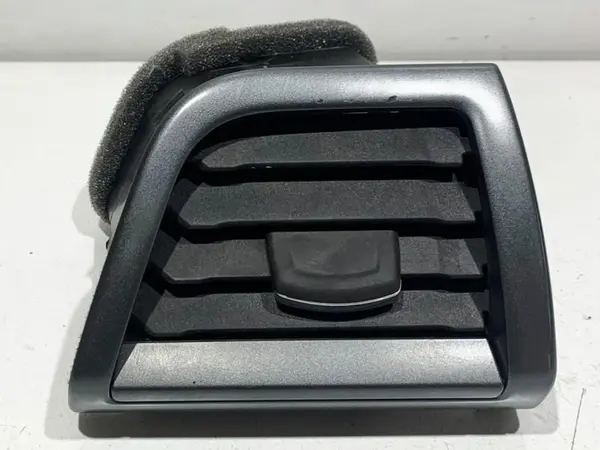Grila ventilatie dreapta fata DS73-F018B08-CDW Ford Mondeo (2014-2022) [MK5]