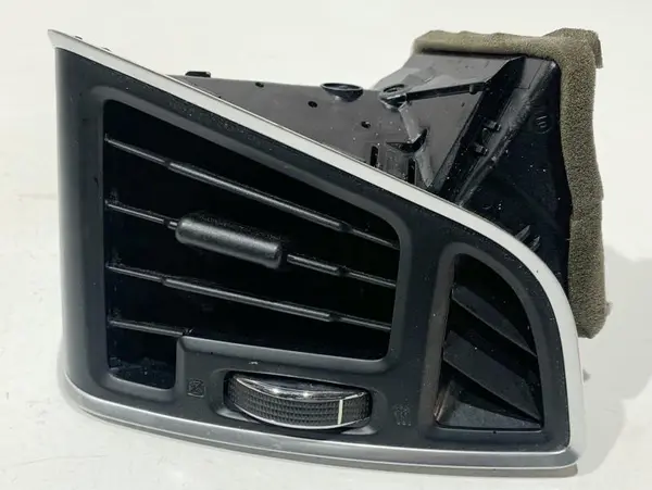 Grila ventilatie dreapta fata Ford C-Max 2 (2010-2019)