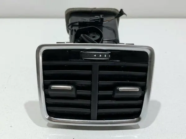 Grila ventilatie spate 8U0819203 Audi Q3 facelift (2014-2018)
