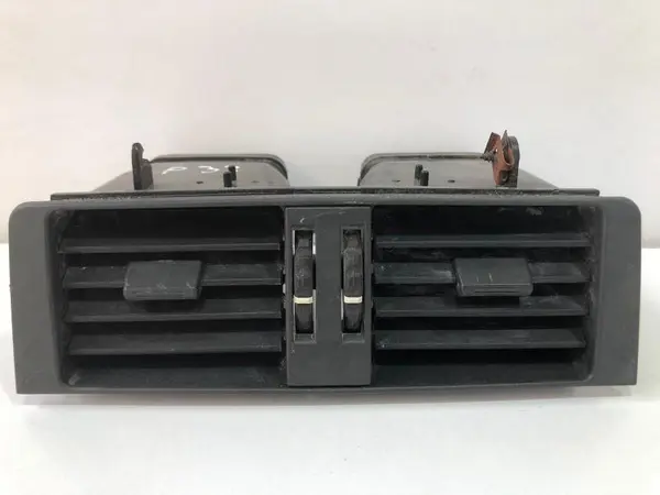 Grila ventilatie spate Land Rover P38