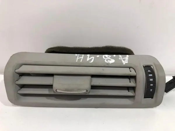 Grila ventilatie stanga fata 4g0819209b Audi A8 (2009-2017) [4H] D4