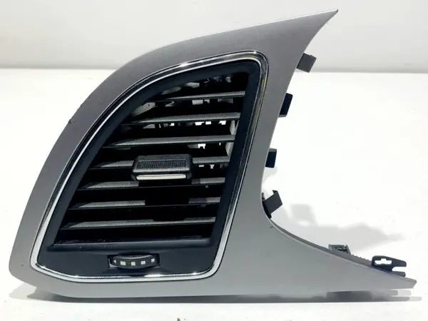 Grila ventilatie stanga fata 5F1820901 Seat Leon 3 (2012-2016)