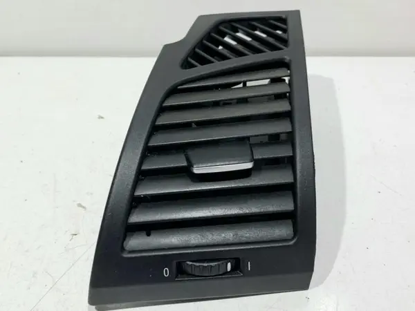 Grila ventilatie stanga fata 7059187 BMW Seria 1 LCI (2008-2011) (E81,E87)