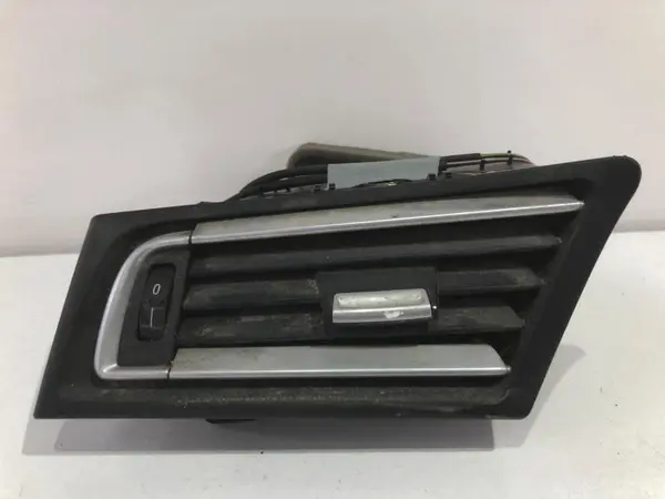 Grila ventilatie stanga fata 9115857 BMW Seria 7 (2008-2015) [F01, F02]