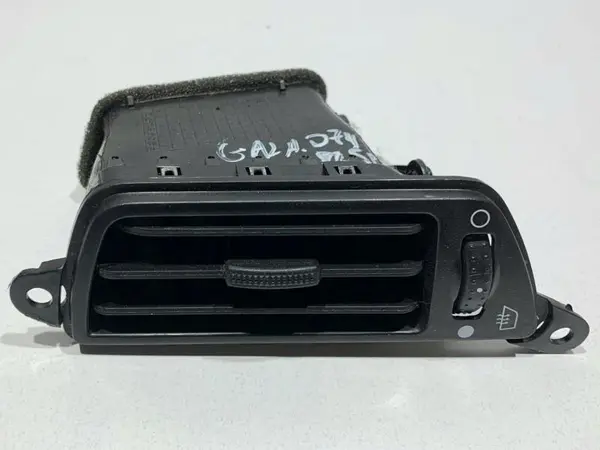 Grila ventilatie stanga spate 6M21-U246W02-ADW Ford Galaxy (2010-2014)[MK3]