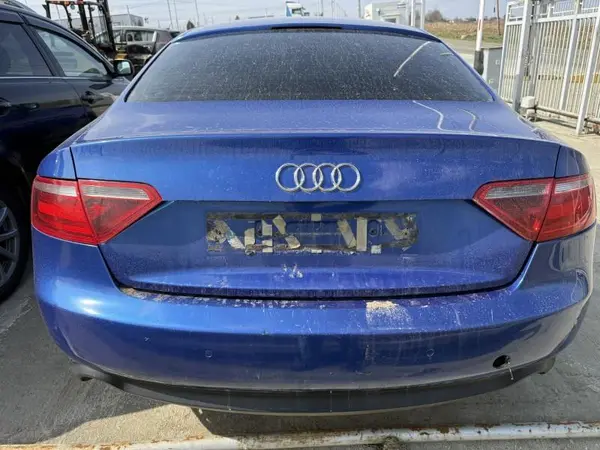 Haion cu luneta culoare albastru - ly9b Audi A5 (2007-2011) [8T3]
