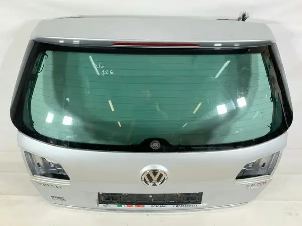 Haion cu luneta culoare argintie - la7w Volkswagen Passat B6 3C (2005-2010)