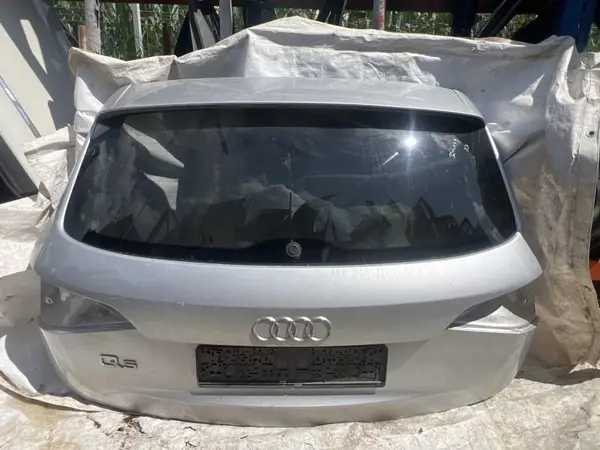 Haion cu luneta culoare argintie - lx7w Audi Q5 (2008-2012) [8R]