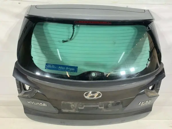 Haion cu luneta culoare midnight black Hyundai Tucson 2 facelift (2013-2015)
