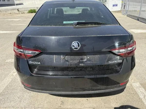 Haion cu luneta culoare negru - lf9r Skoda Superb 3 facelift (2019-2023)