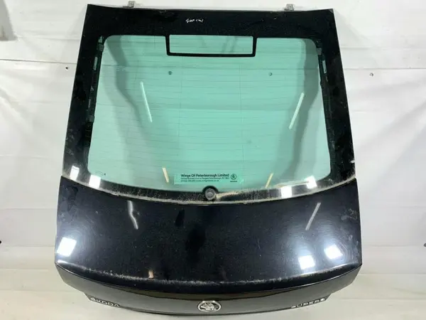 Haion cu luneta culoare negru - lf9r Skoda Superb 3 facelift (2019-2023)