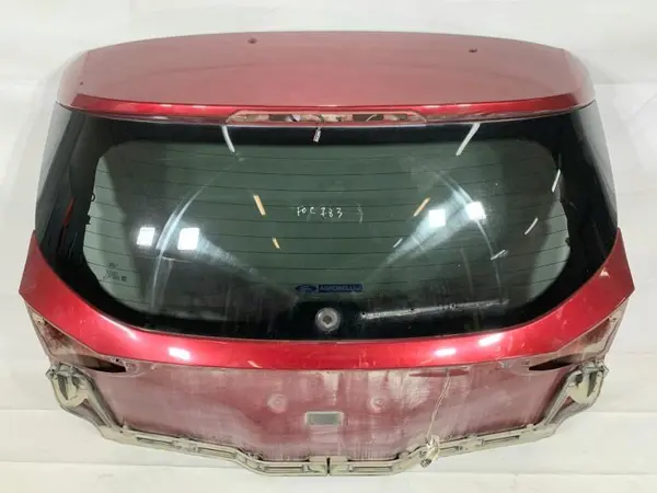 Haion cu luneta culoare red candy tint cc Ford Focus 3 (2011-2015)