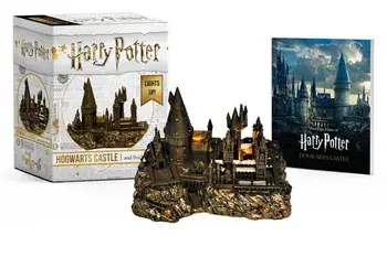 Harry Potter Hogwarts Castle and Sticker Book: Lights Up!, Paperback/Running Press