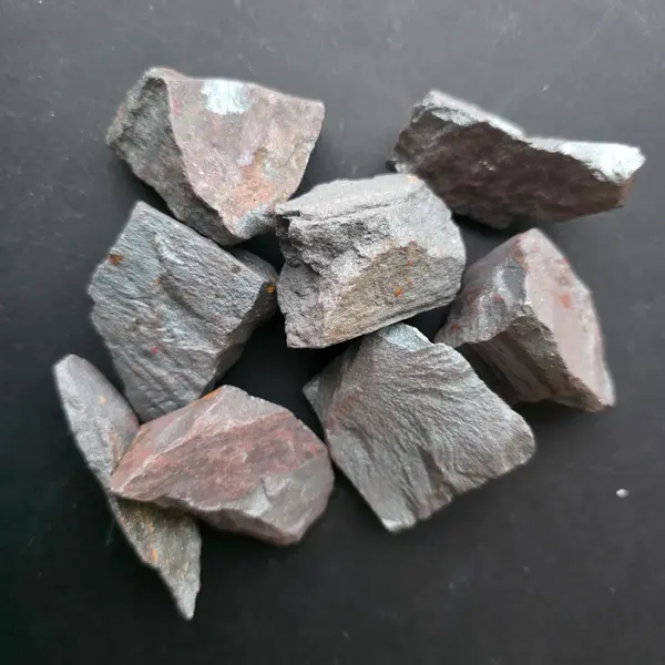 Hematit piatra bruta