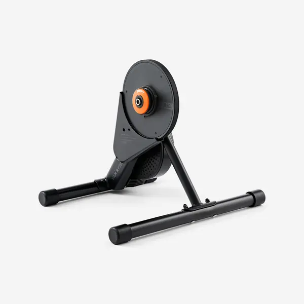 Home trainer conectat cu „Zwift Cog and Click” D500