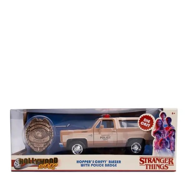Hopper's chevy blazer with police