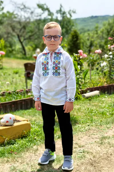 Ie traditionala baieti Cornelius