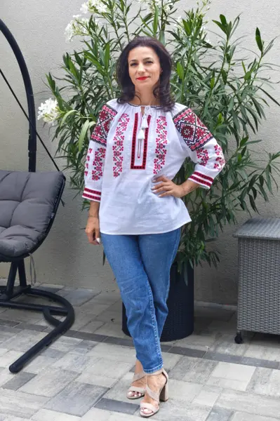 Ie Traditionala Catrina 3