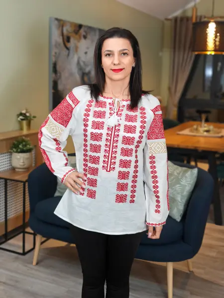 Ie Traditionala Constantina