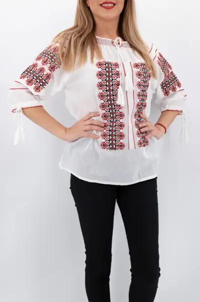 Ie Traditionala Eve