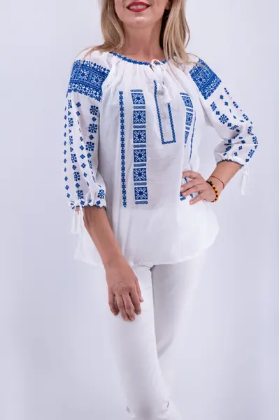 Ie Traditionala Oana 4