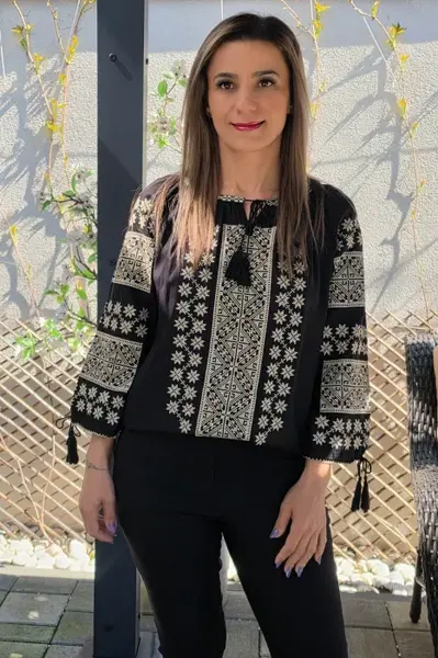 Ie Traditionala Primavera 12
