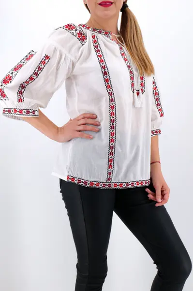 Ie Traditionala Rina 2