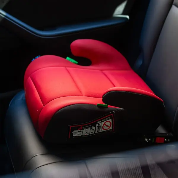 Inaltator auto i-Size Juju Jazzy Booster Negru-Rosu, 125x150 cm, isofix, cotiere moi, husa detasabila