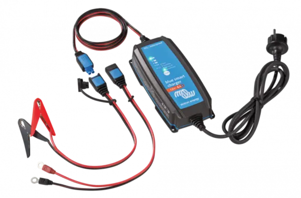 incarcator de retea victron energy blue smart ip65s charger 12/4 + dc connector