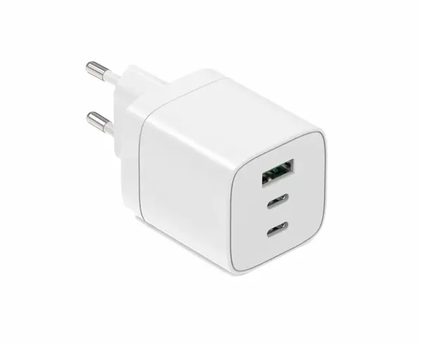 INCARCATOR USB-C-2+USB-A SERIOUX 65W INCARCATOR SERIOUX 65W 2xUSB-C & USB-A