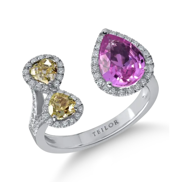 Inel deschis din aur alb cu safir roz pear si diamante galbene si incolore de 2.6ct