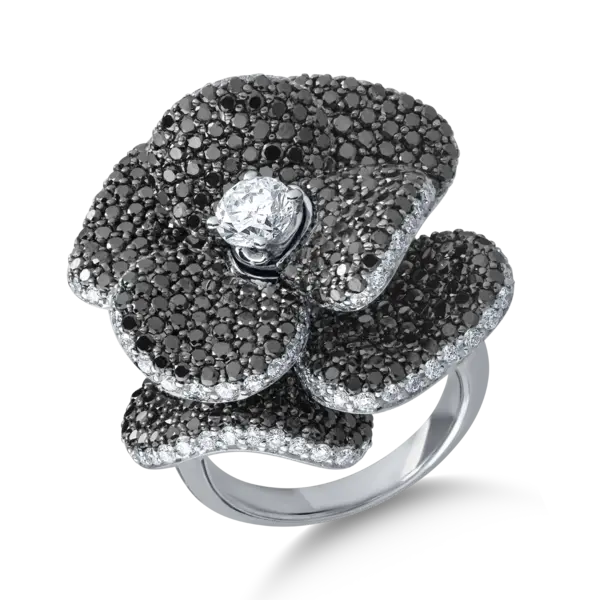 Inel din aur alb cu diamante negre de 4.83ct si diamante transparente de 2.04ct