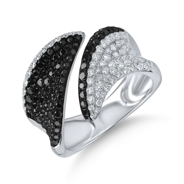 Inel din aur alb cu diamante transparente de 0.62ct si diamante negre de 0.8ct