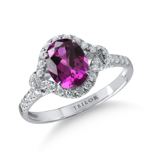 Inel din aur alb cu granat mov oval de 1.56ct si diamante de 0.52ct