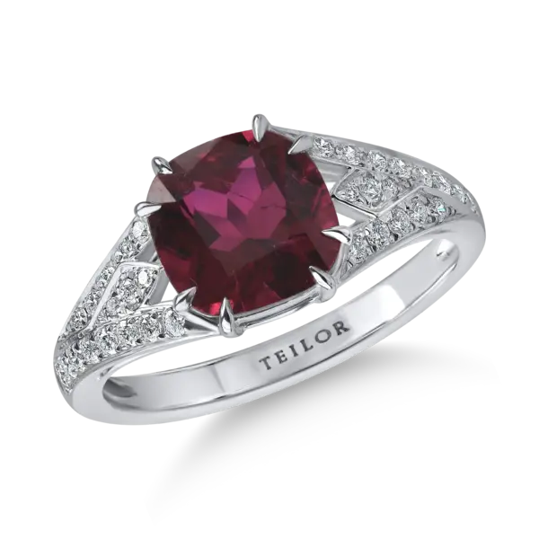 Inel din aur alb cu rubelit cushion de 2.15ct si diamante de 0.35ct