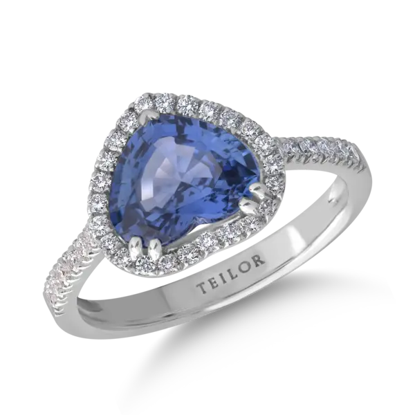 Inel din aur alb cu safir heart de 2.09ct si diamante de 0.3ct